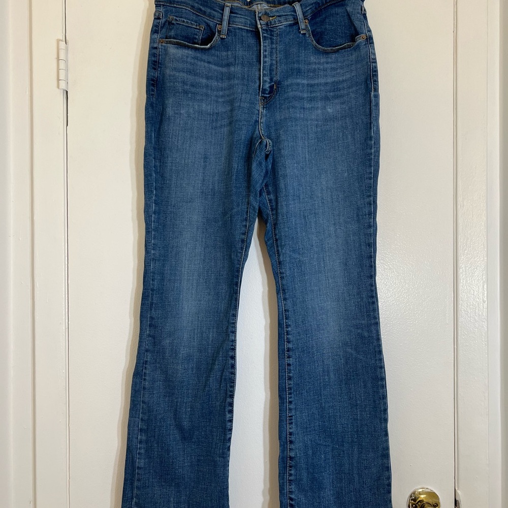 Levi’s Women’s Classic Bootcut Jeans
